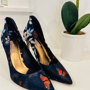 Ted Baker Moniirra Navy Heels with Rose Gold, Butterfly and Floral Design Sz 9.5